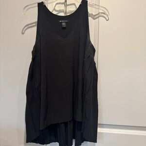 Black Hi-Lo Athleta Tank Top - Size Small